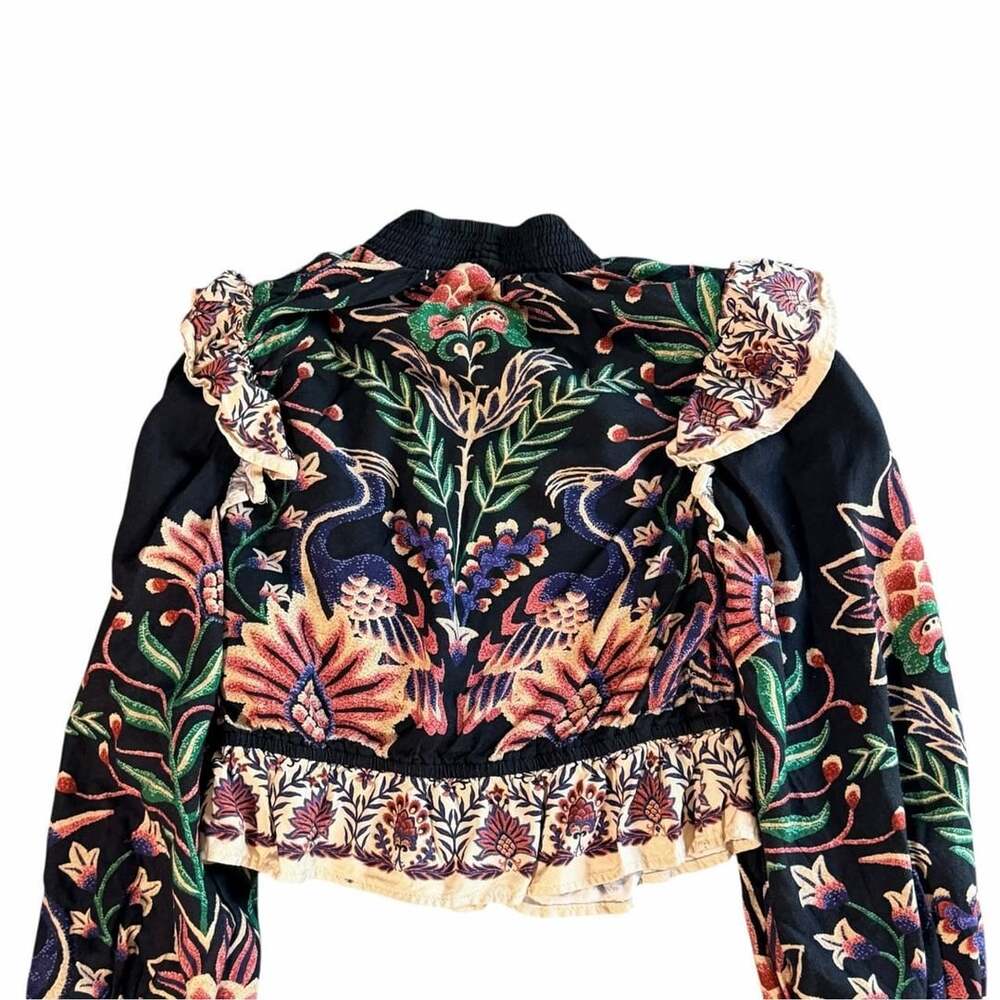 FARM Rio Peacock Floral Ruffle Crop Blouse - Picture 5 of 8